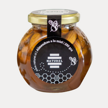 Cargar imagen en el visor de la galería, Almendras con miel en frasco 250grs