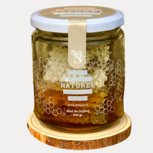 Cargar imagen en el visor de la galería, miel en panal, panal de miel, miel de panal orgánica, miel gourmet, miel en vidrio, miel para regalo