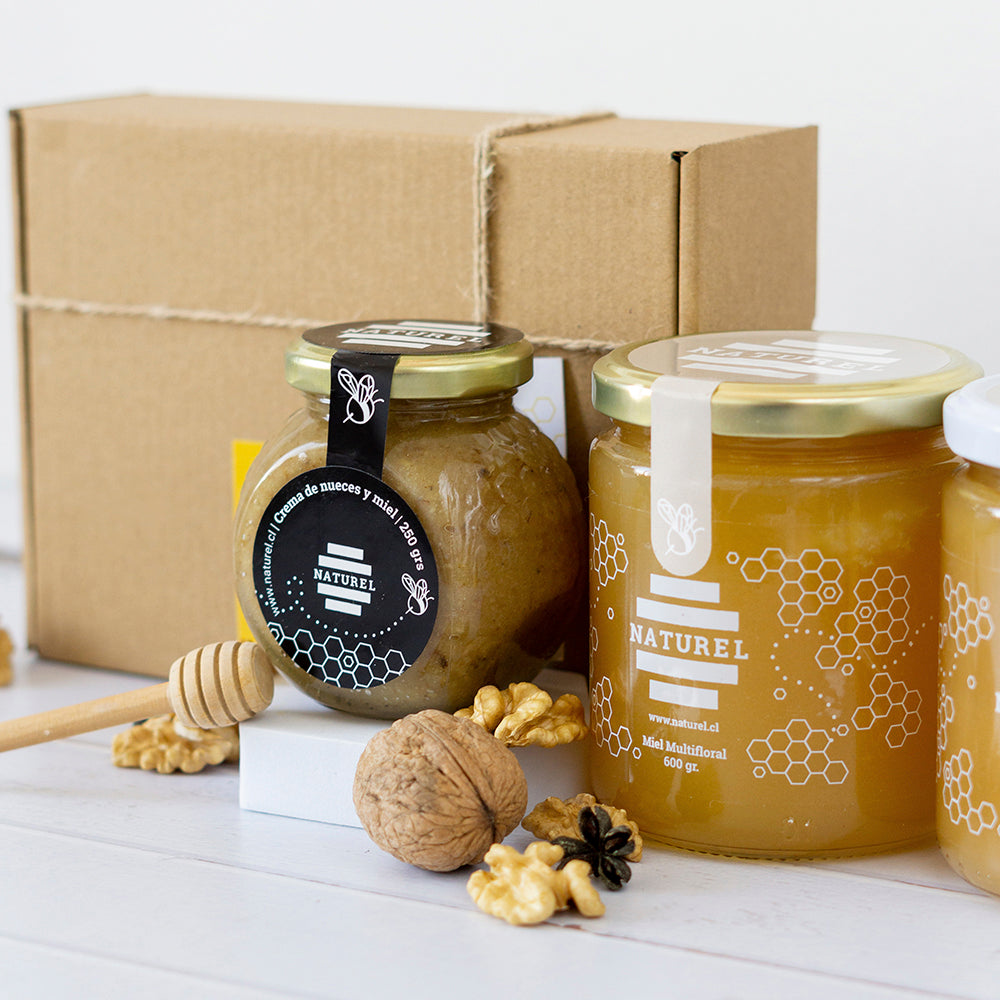 cajas regalo, cajas regalo navidad, cajas regalos naturales, regalos navideños, cajas navidad, kit navideño, kit navideño natural, kit natural, miel para regalo, dulces sin azúcar para regalo, dulces sin azúcar, productos sin gluten, productos vegetarianos, productos sin leche, productos sin lactosa, dulces de miel, crema de nueces y miel, crema de nueces naturel, manjar vegetal