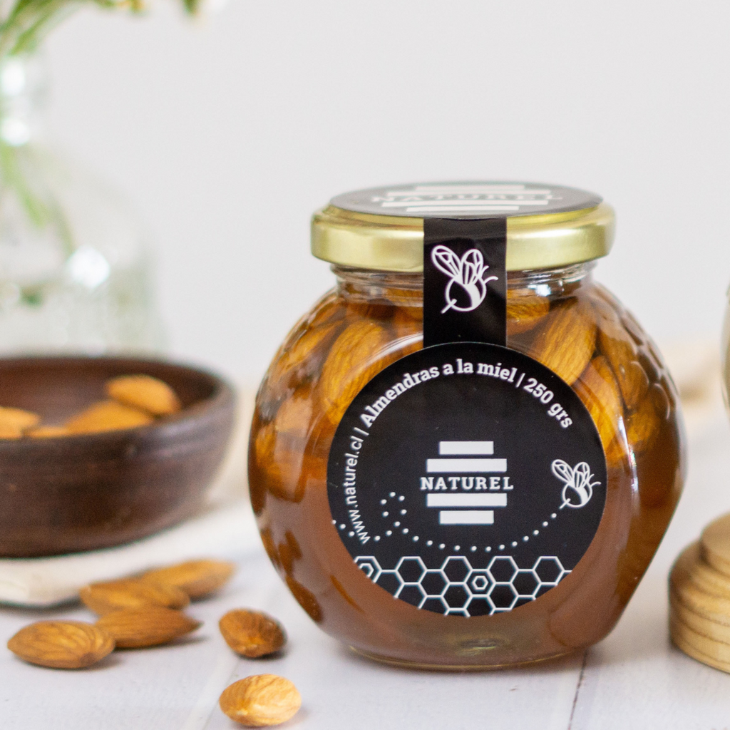 almendras a la miel, almendras a la miel naturel,Almendras confitadas, dulces naturales, dulces saludables, dulces sin azúcar, productos sin gluten, productos vegetarianos, productos sin leche, productos sin lactosa, productos naturales de origen agroecológico elaborados sin azúcar, sin leche y sin gluten dulces naturales, dulces saludables, dulces sin azúcar. dulces de miel, dulces con miel